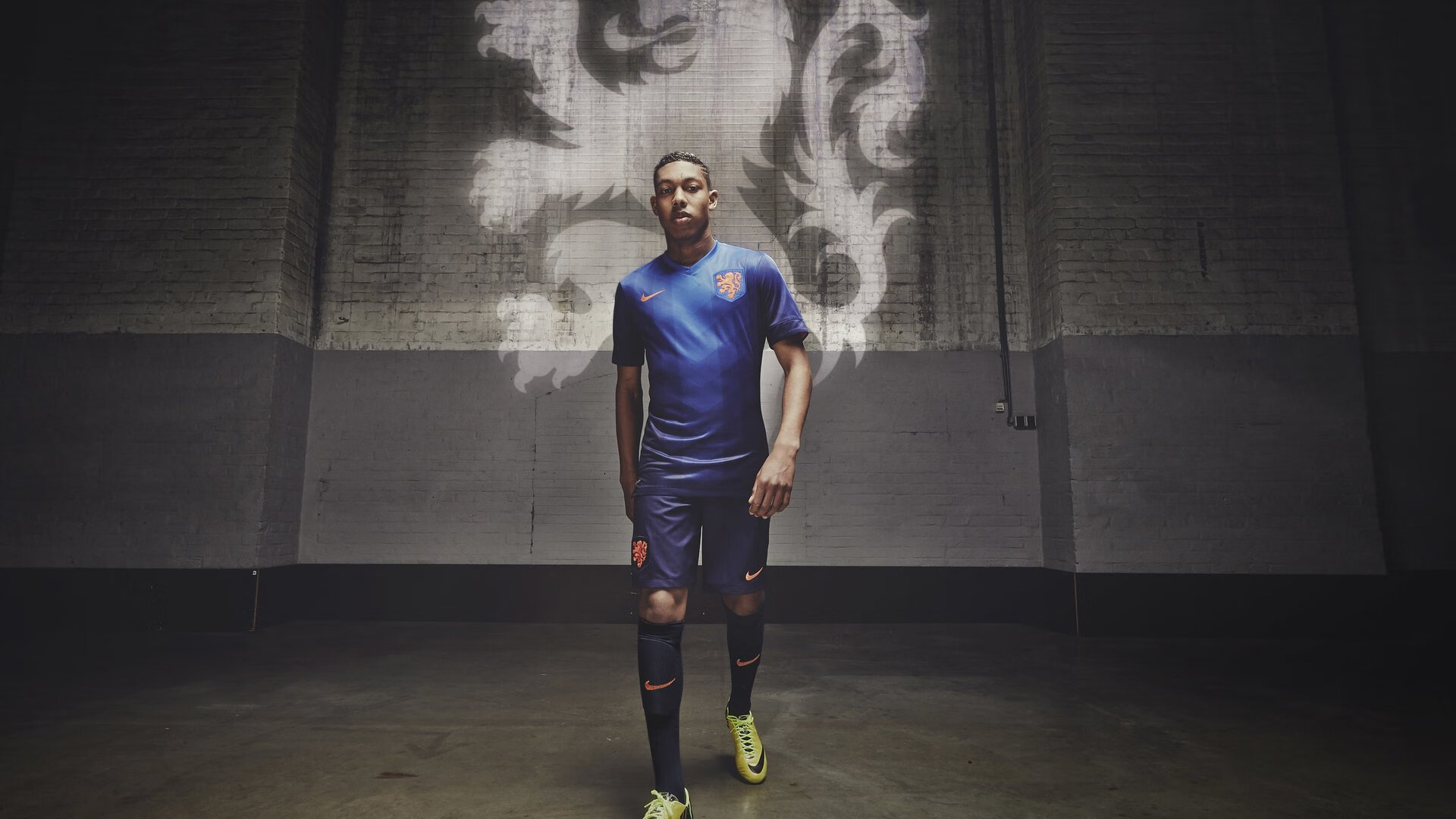世界自行车山地赛赛段夜景艺术灯光项目完工,自行车山地车比赛